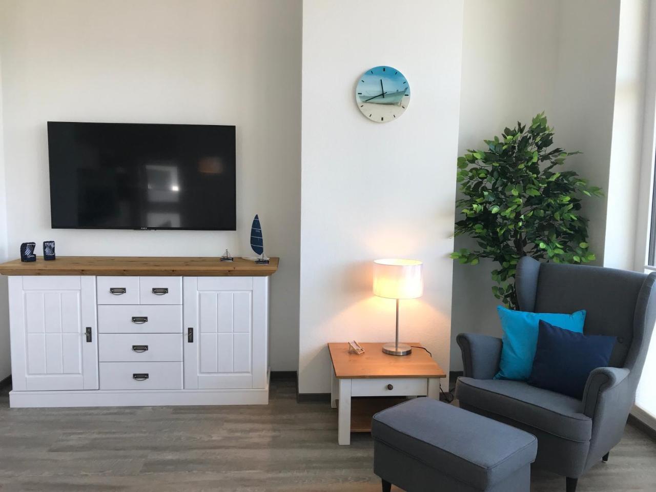 Ferienwohnung Oberdeck 2.06 Glowe Esterno foto